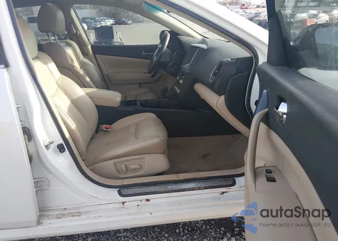 2013 Nissan Maxima 3.5 Sv z USA, uszkodzony, nr VIN 1N4AA5AP9DC800770